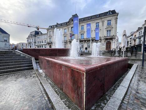 Mont-de-Marsan&nbsp;: la fontaine de la place de la mairie remise en service | Landes - Conseils municipaux & communautaires | Scoop.it