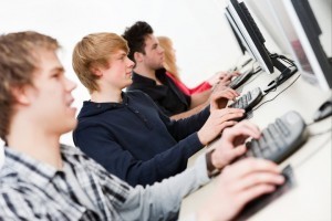 15 razones para empezar a usar facebook en el aula | Aplicaciones y Herramientas . Software de Dise&ntilde;o | Scoop.it