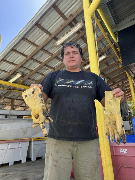 Louisiana shrimping boat captain returns with oil in his haul / le 02.04.2026 | Pollution accidentelle des eaux (+ d&eacute;chets plastiques) | Scoop.it