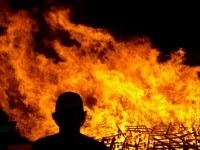English Riots: Empathy breeds altruism, unless a person feels they have low status. | Empathy Movement Magazine | Scoop.it