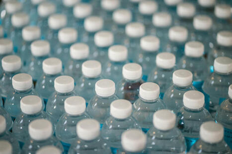 La majorité des microplastiques dans l’eau potable sont invisibles aux méthodologies actuelles | CNRS | Prévention du risque chimique | Scoop.it