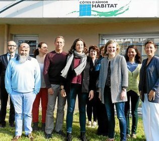 Lannion - Ker-Uhel.  Entreprendre entre jeunes ! | L'actualité des quartiers politique de la ville de Bretagne et Pays de la Loire | Scoop.it