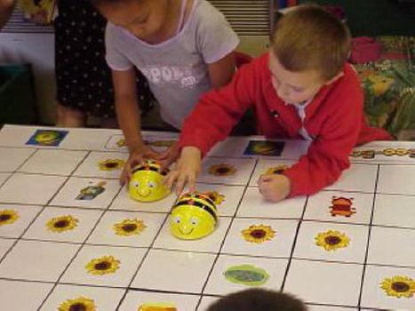 Bee-Bot - programmierbarer Bodenroboter für die Primar- und Vorschulen. | Informatische Bildung | Scoop.it