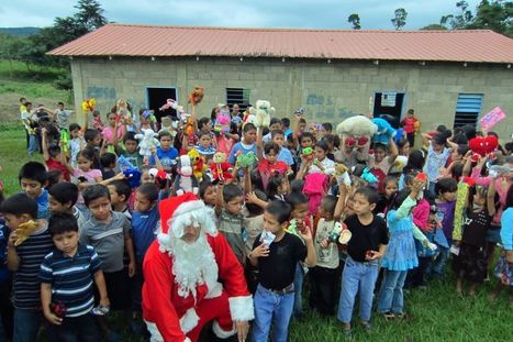 Rotaract Brought Santa to 7 Miles! | Cayo Scoop!  The Ecology of Cayo Culture | Scoop.it