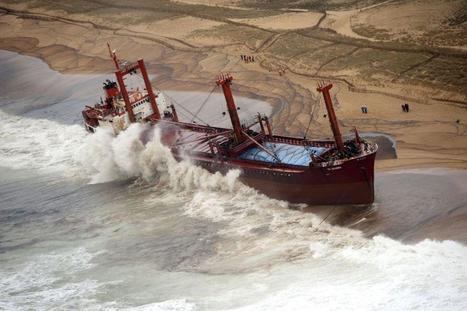 TK Bremen : Il y a trois ans, le cargo s'&eacute;chouait &agrave; Erdeven/ Mer et Marine du 16.12.14 | Pollution accidentelle des eaux (+ d&eacute;chets plastiques) | Scoop.it