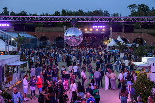 Karaok&eacute; live, musiques du monde&hellip; le festival Nuits suspendues revient au Havre et la billetterie est ouverte&nbsp;! | Une semaine d'actu - Newsletter de veille de l'AURH | Scoop.it