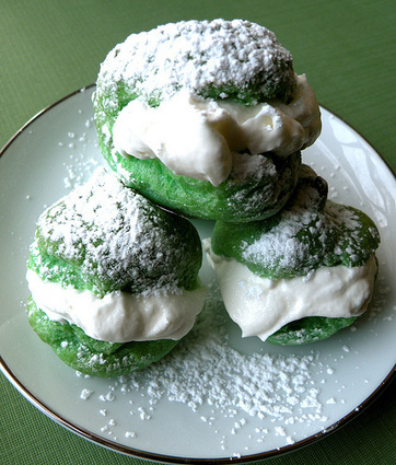 Recipe: St. Patrick&rsquo;s Day Cream Puffs | Candy Buffet Weddings, Favors, Events, Food Station Buffets and Tea Parties | Scoop.it