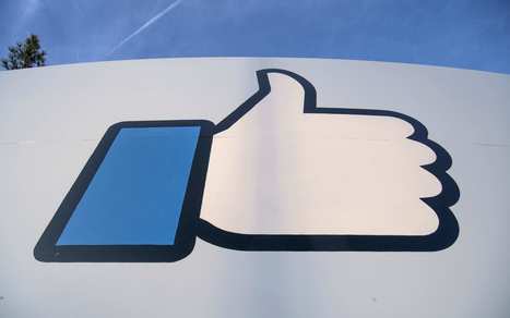 Facebook to use artificial intelligence to combat suicides  | Data | Scoop.it