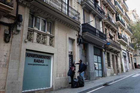 La rebelión de alcaldes pone en jaque la primera gran ley para cerrar miles de pisos turísticos en Cataluña | Cataluña | España | EL PAÍS | (Macro)Tendances Tourisme & Travel | Scoop.it