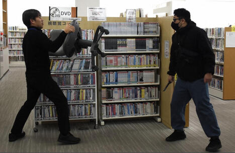 [Japon] Formation en biblioth&egrave;que : repousser une agression arm&eacute;e au couteau | L'actualit&eacute; des biblioth&egrave;ques | Scoop.it