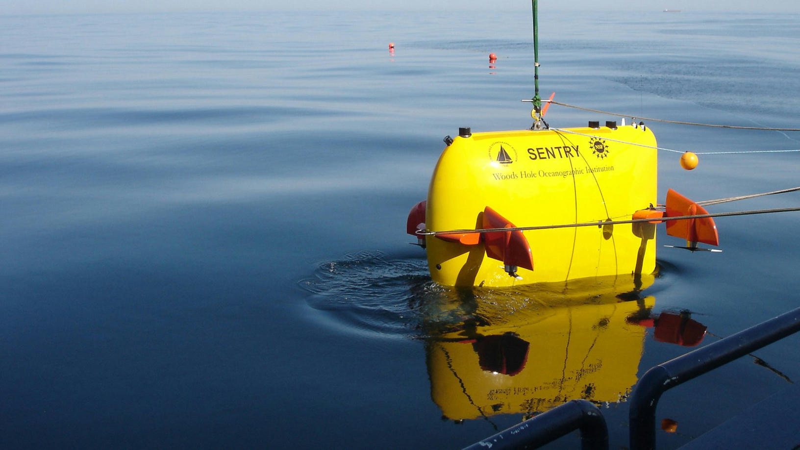 How to study an underwater earthquake from shor...