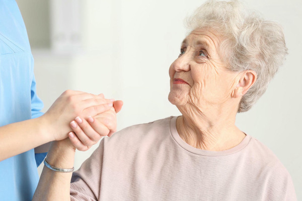 Perte d’autonomie : 8 clés pour bien vivre cette transition | Aidants | Scoop.it