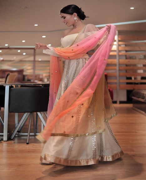 flyrobe lehenga