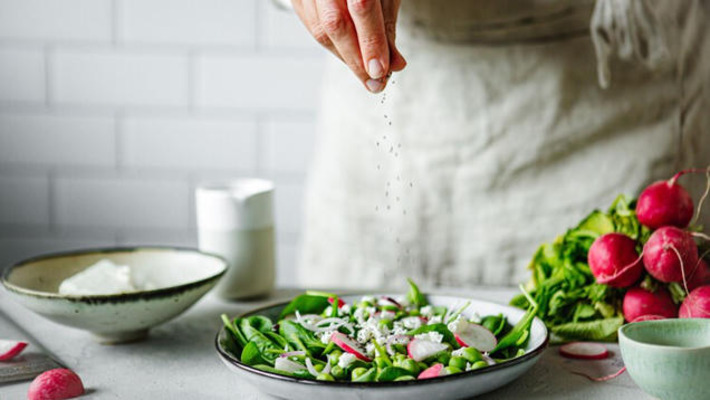 Here&rsquo;s What Happens When You Eat Too Much Sodium, According to Registered Dietitians | The Health Report | Scoop.it