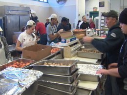 Pine Street Inn Serves Up Thanksgiving Dinner For 1500 « CBS ... | Boston, you're my home | Scoop.it
