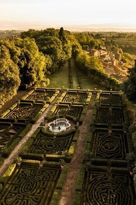 Italy Vacations - Italy's Forgotten Palazzos Make for an Opulent Road Trip | ItalianTourism.us | Rome Florence Venice Vacations | Scoop.it