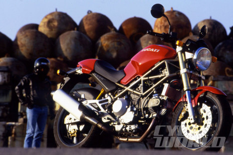 Cycle World Flashback: October 1993- Monster Story by John Burns | Ductalk: What's Up In The World Of Ducati | Scoop.it
