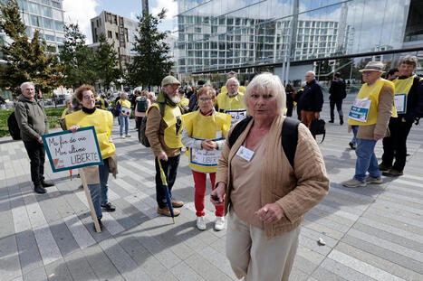 Aide &agrave; mourir&nbsp;: &laquo;&nbsp;l&rsquo;amateurisme&nbsp;&raquo; et &laquo;&nbsp;l&rsquo;extr&eacute;misme du positionnement&nbsp;&raquo; des militants d&rsquo;Ultime Libert&eacute;, condamn&eacute;s par le tribunal | D&eacute;pendance et fin de vie | Scoop.it
