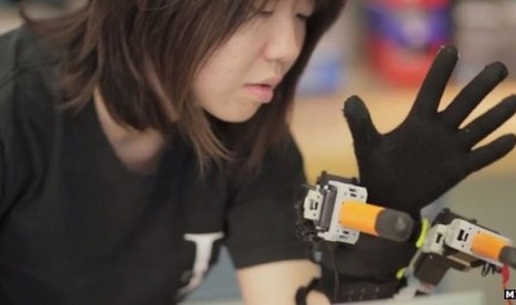 Projet de gant robotique ajoutant un doigt de chaque côté de la main | Nouvelles technologies - SEO - Réseaux sociaux | Scoop.it