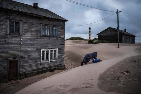 In Russian Village Swallowed by Sand, Life’s a Beach. Just Not in a Good Way. | Coastal Restoration | Scoop.it