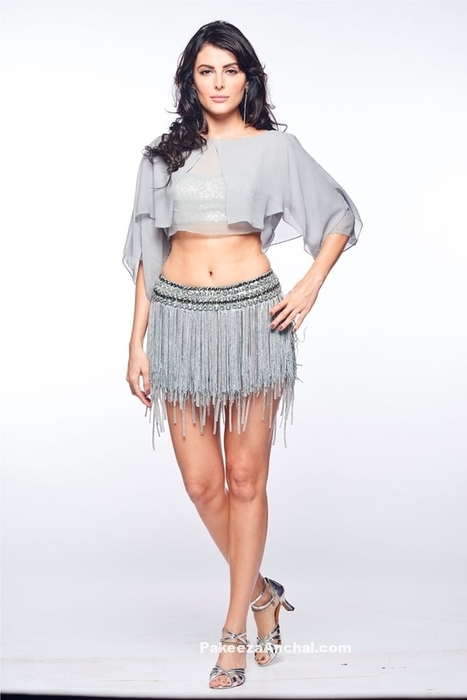 Mandana Karimi in Bigg Boss 9, Mandana Karimi Iranian Model Actress | Indian Fashion Updates | Scoop.it