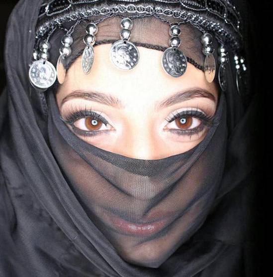 Nadia Ali Hijab