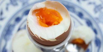 12 Office Foods To Help You Stay Focused And Be More Productive | Family Office & Billionaire Report - Empowering Family Dynasties | Scoop.it