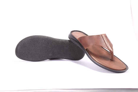 buy leather slippers online