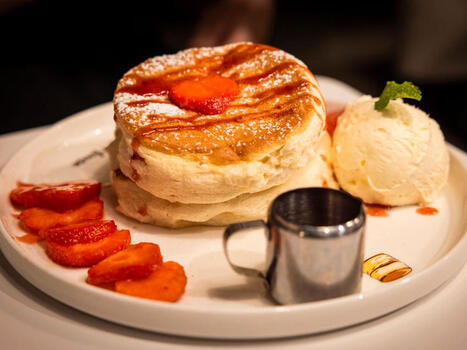 Fluffy pancakes: Så smakar de trendiga japanska fluffiga pannkakorna | 1Uutiset - Lukemisen tähden | Scoop.it