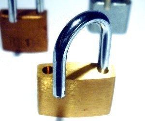 Security hole allows anyone to hijack your Skype account using only your email address (updated) | opexxx | Scoop.it