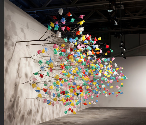 Pascale Marthine Tayou: Plastic Tree | Art Installations, Sculpture, Contemporary Art | Scoop.it