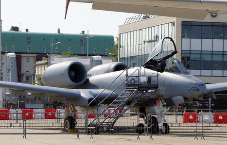 U.S. Air Force A-10 Warthog Crashes in Persian Gulf Following F-15E Downing Over Iran&nbsp; | DEFENSE NEWS | Scoop.it