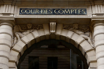 Collectivités : les emprunts et la dette s’emballent, la Cour des comptes s’inquiète | Finances - Fiscalité - LOF 2025 | Scoop.it