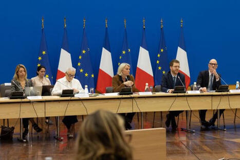 Finances publiques : 6 milliards d&rsquo;&eacute;conomies &agrave; trouver, les collectivit&eacute;s appel&eacute;es &agrave; freiner leurs d&eacute;penses | Veille juridique du CDG13 | Scoop.it