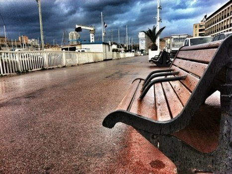 Le banc, banni des rues - Chez Albert | Actualité de Marseille | Gros, demi-gros, détail | actions de concertation citoyenne | Scoop.it