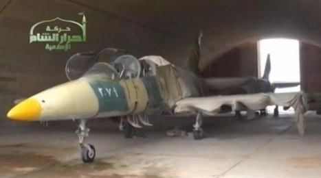 Ce que l'on sait des avions de combat de l'Etat islamique | DEFENSE NEWS | Scoop.it