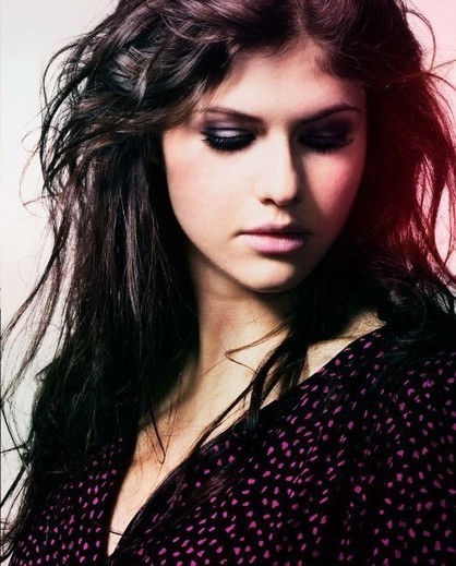 Beautiful Hollywood Actress Alexandra Daddario