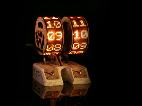 Crydal Scroll Clock Reimagines Time as Flowing Light Art | El Mundo del Diseño Gráfico | Scoop.it