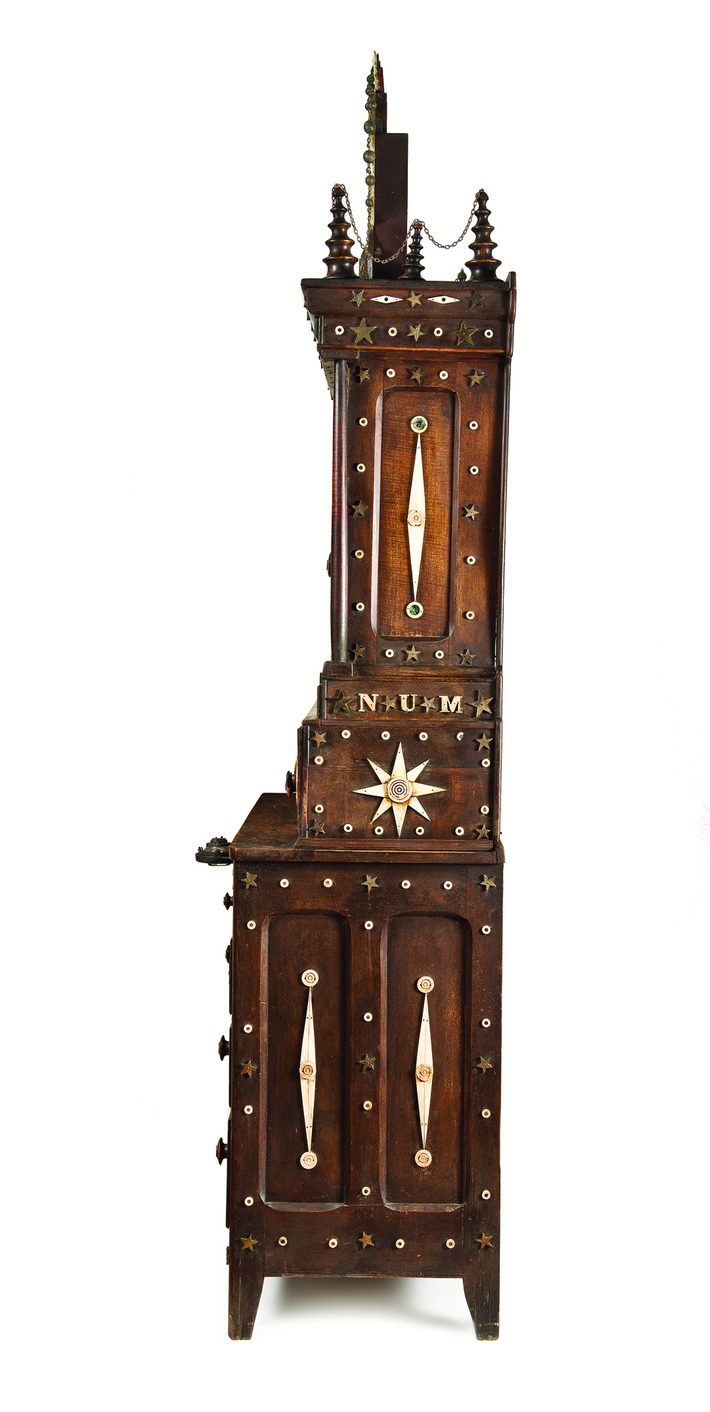 A Folk Art Armoire Mourns the US Civil War's Bloodiest Day | Antiques & Vintage Collectibles | Scoop.it