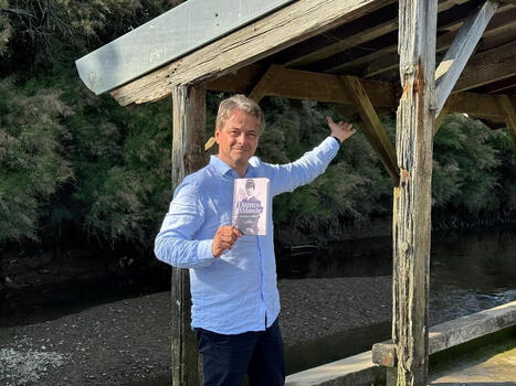 Dans son livre, Jacques-&Eacute;douard met &agrave; l'honneur 12 h&eacute;ro&iuml;nes de la Manche | EcritureS - WritingZ | Scoop.it