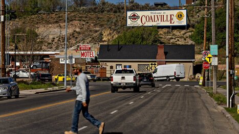 Some Utah cities commit to bringing renewable power to their homes | by&nbsp;David Condos | NPR.org | @The Convergence of ICT, the Environment, Climate Change, EV and HEV Transportation & Distributed Renewable Energy | Scoop.it