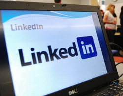 5 templates that will make writing the perfect LinkedIn summary a breeze | Maitriser LinkedIn | Scoop.it