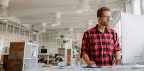 Is standing at your desk actually better than sitting? Here's what the evidence says | Physical and Mental Health - Exercise, Fitness and Activity | Scoop.it