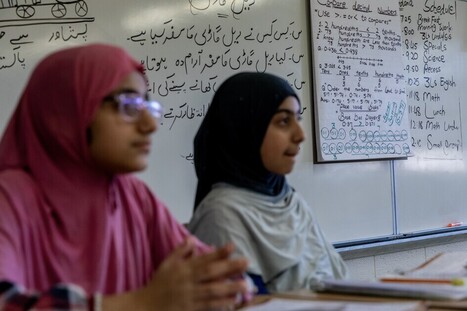 Bilingual Education vs. English-Only: What the Research Says | Language Education:  Major Papers and Reports | Scoop.it