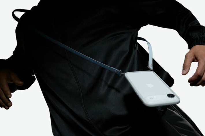 Apple's misunderstood crossbody iPhone strap might be the best I've seen | Technology Report - Changing Our World | Scoop.it