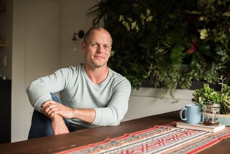 How I Built a #1-Ranked Podcast With 60M+ Downloads | The Blog of Author Tim Ferriss | Get Going on A Digital Platform (II) | Scoop.it