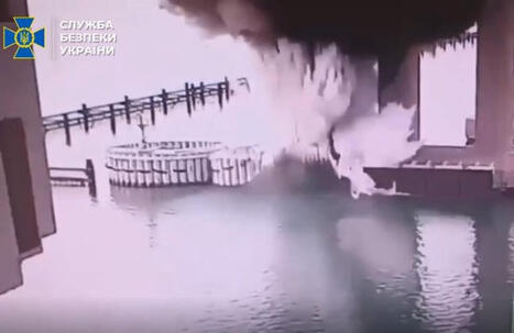 Kerch Bridge attacked by SBU using underwater explosives, but reopens to traffic | DEFENSE NEWS | Scoop.it