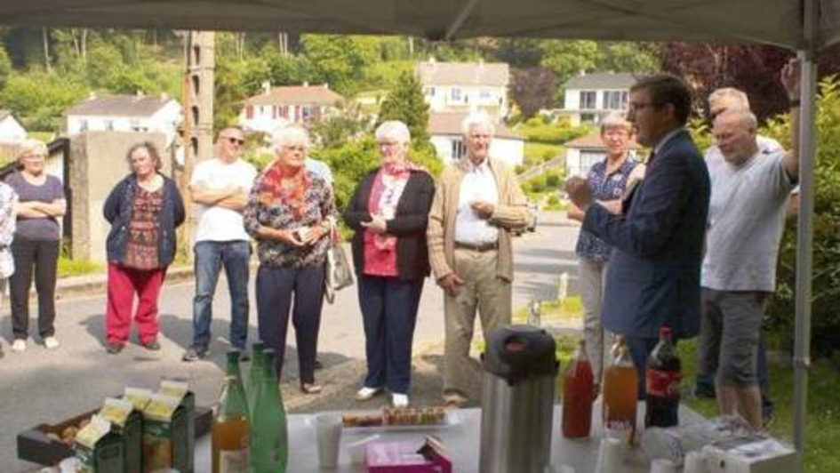 Bastien Coriton, le maire de Rives-en-Seine, à la rencontre des habitants dans une tournée des quartiers | Une semaine d'actu - Newsletter de veille de l'AURH | Scoop.it