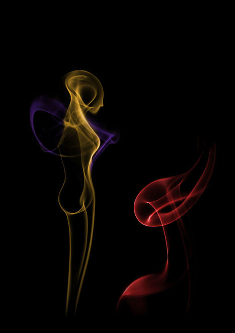 Woman from future looks at the alien flower | My Photo | Scoop.it