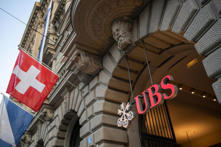 A Swiss Banking Giant Thinks the Unthinkable: Moving Out of Switzerland | Wealth Advisors Report - Accumulating, Preserving, and Transitioning Wealth | Scoop.it